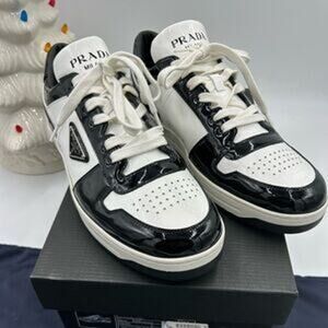 Men's Prada downtown triangle logo leather sneakers size 9.5 fits 10.5 US